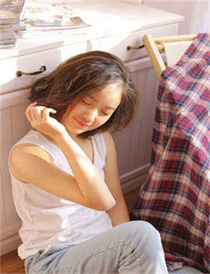 《禁忌的爱恋-mm尿裤子》