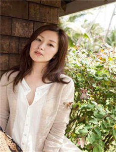 《国产免费不卡v片在线观看-一边吃奶一边哭乱抻又乱扭》