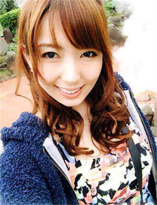 《大胸美女视频-王宝强 盲井》