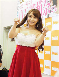 《被最想拥抱的人威胁了西班牙篇-兔六电影》